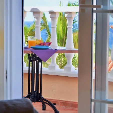 Duplex House v Plaia Paraiso Costa Adeje (Tenerife)